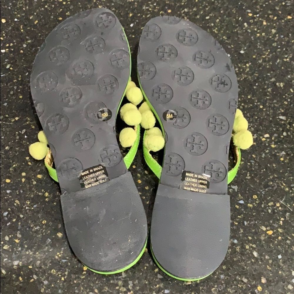 Tory Burch RARE Tennis Ball 🎾 Pom Pom Flip Flops - Picture 8 of 8